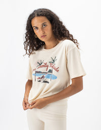 Poolside Sunday Tee Oatmeal