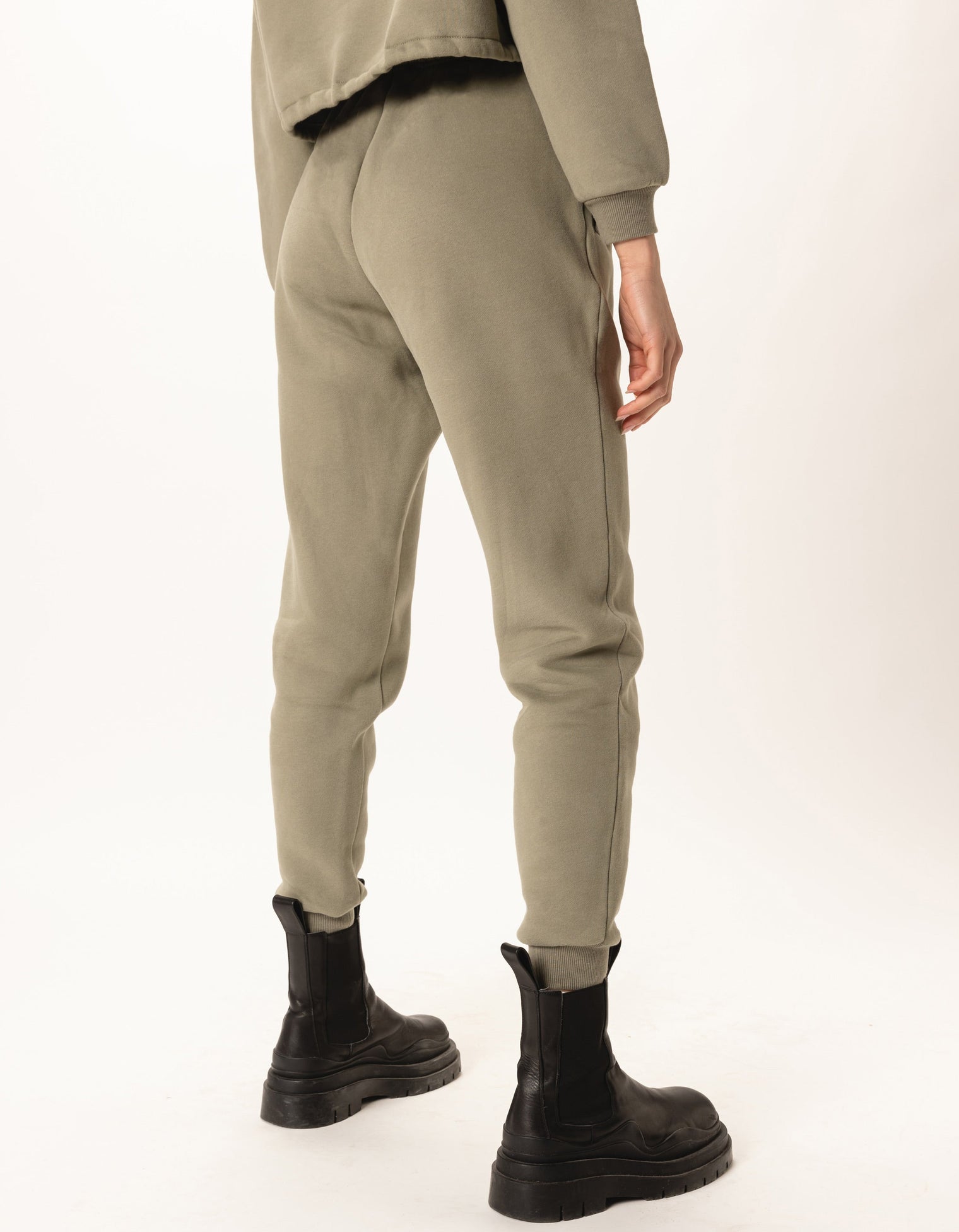 Badge Fleece Pant