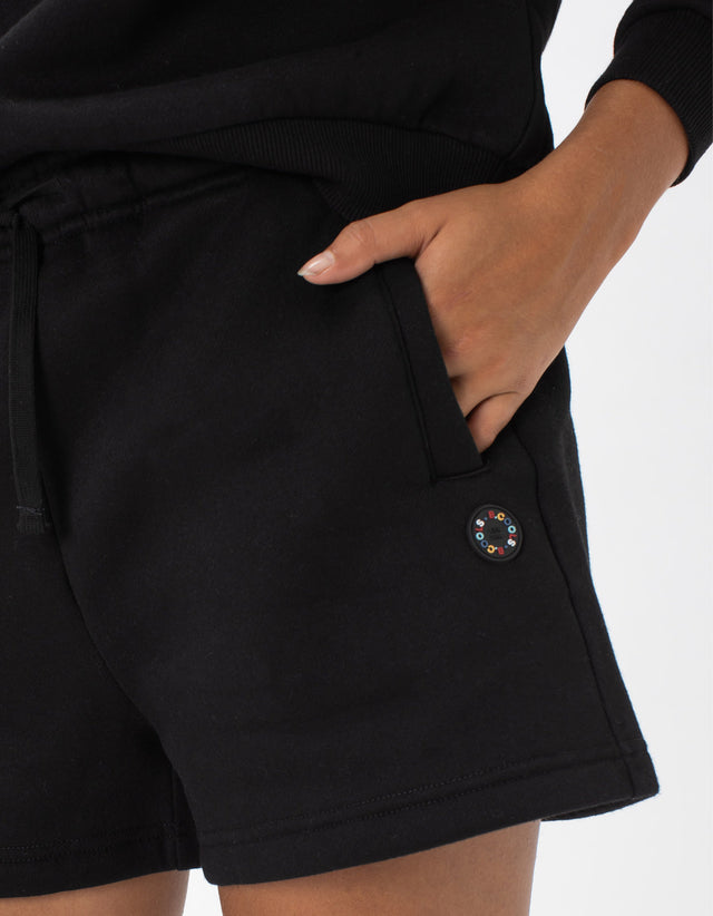 Badge Fleece Short