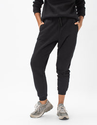 Badge Fleece Pant