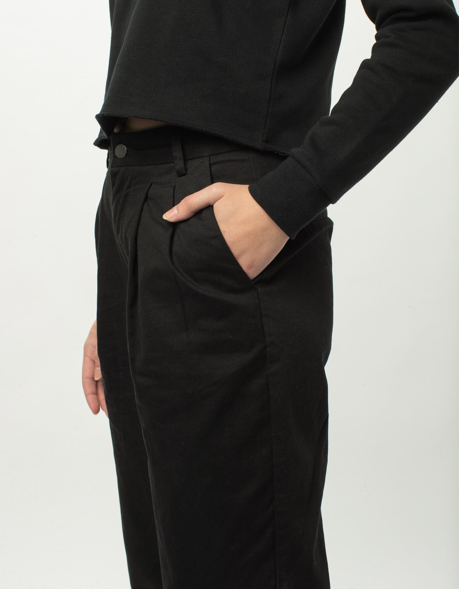 High Rise Pleat Pant Black